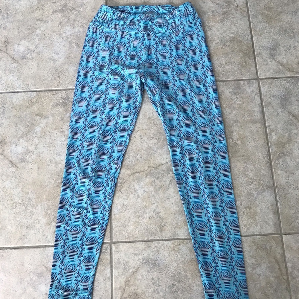 One Size LuLaRoe Leggings EUC